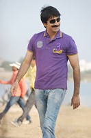 Ravi Teja in Nippu Stills